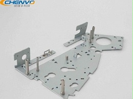 河北沖壓加工，汽車模具的設(shè)計特點